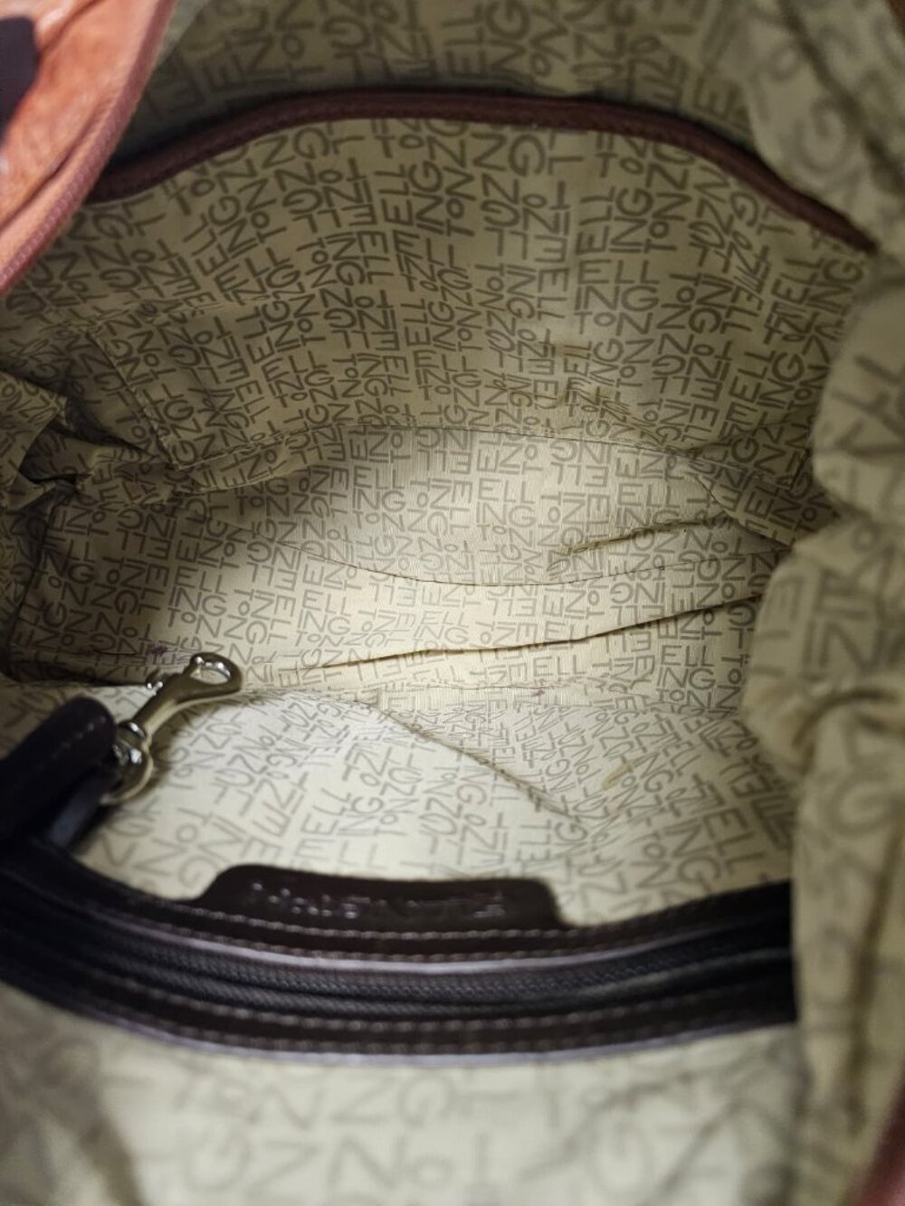 Ellington slouchy leather crossbody & top handle bag with key fob - Picture 11 of 12